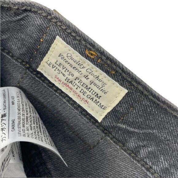 LEVI’S 501 Black High Rise Raw Hem Jean Shorts Size 26 - Picture 9 of 11